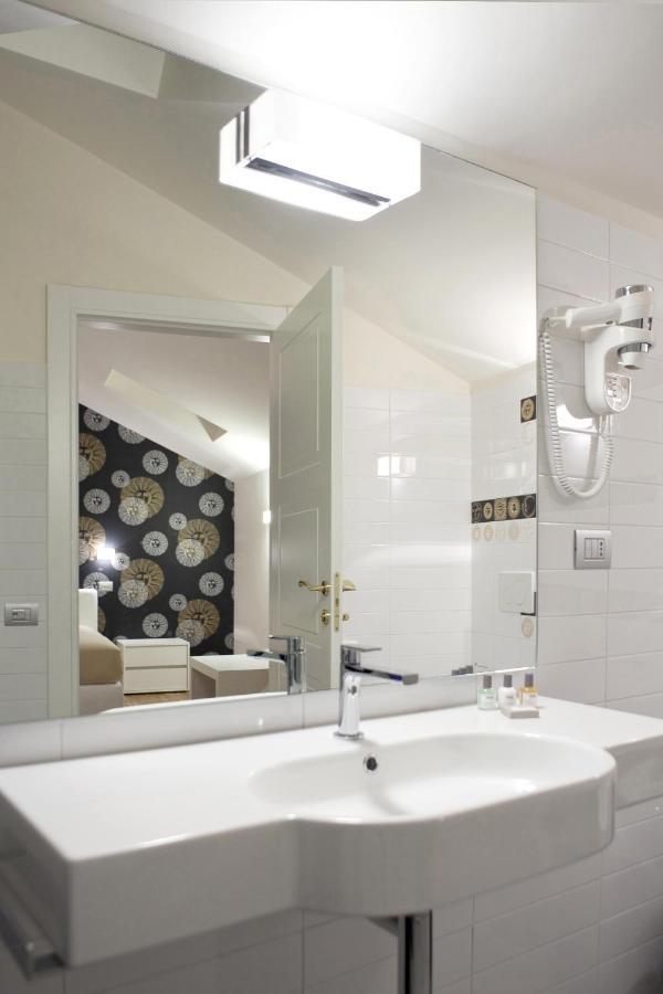 Santa Cesarea Residence Luxury Suite - La Vetta Del Sasso Barisano Матера Экстерьер фото